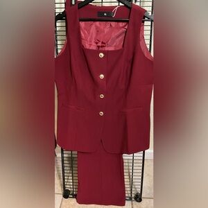 Women's Tailored Burgundy Blazer - Classic Button Front